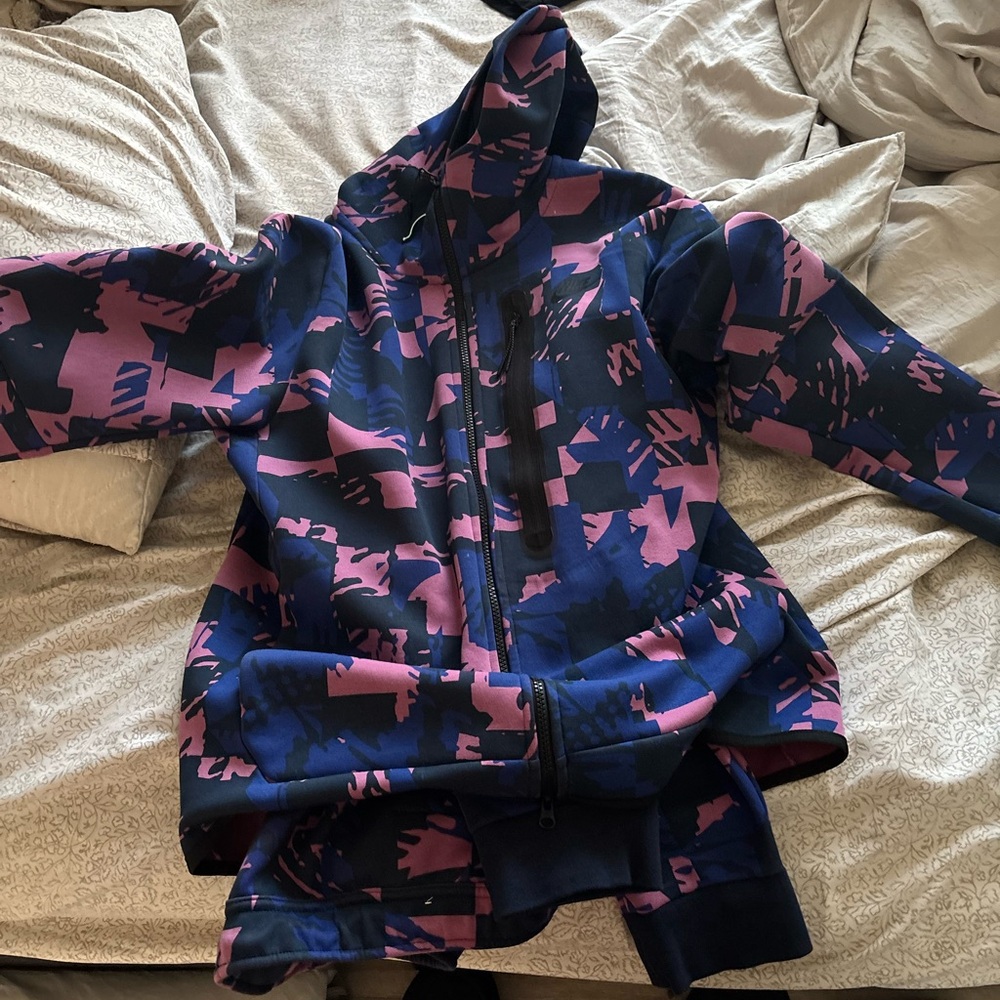 Mens Nike tech sz large
